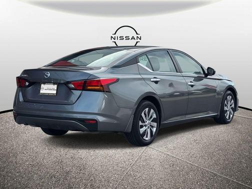 2022 Nissan Altima 2.5 S