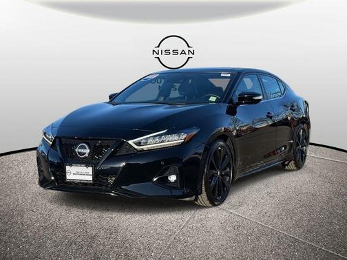 2023 Nissan Maxima SR