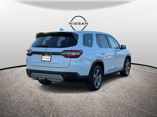 2023 Honda Pilot EX-L 8-Passenger