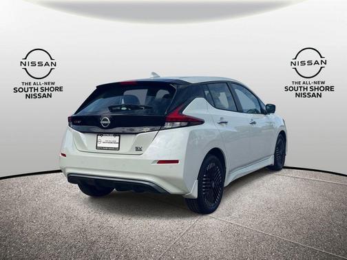 White 2025 Nissan Leaf SV PLUS