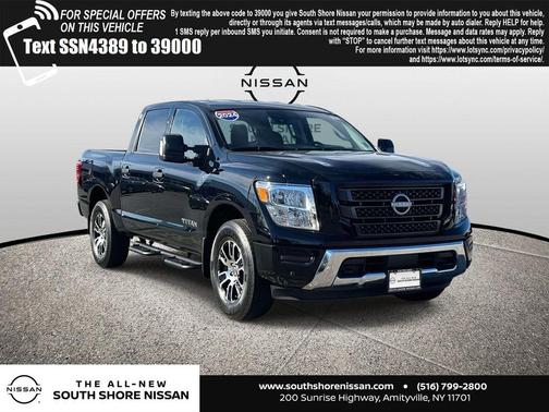 2024 Nissan Titan SV