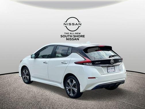 2022 Nissan Leaf SV PLUS