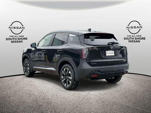 Super Black 2026 Nissan Kicks SV