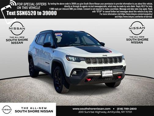 Bright White Clearcoat 2024 Jeep Compass Trailhawk