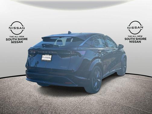 Black Diamond Pearl 2024 Nissan ARIYA ENGAGE