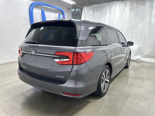 2022 Honda Odyssey 
