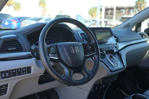 2023 Honda Odyssey 