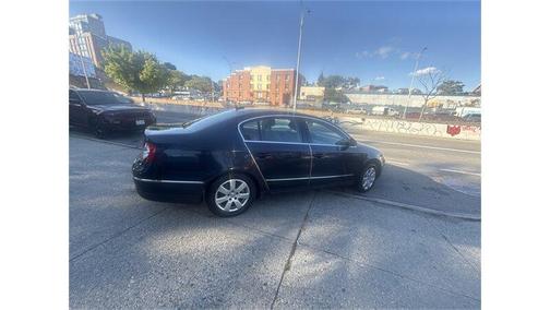 2006 Volkswagen Passat 2.0T