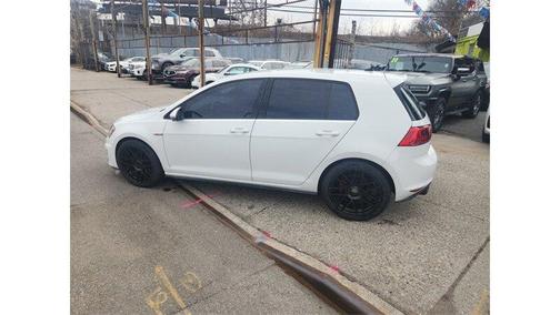 2017 Volkswagen Golf GTI S 4-Door