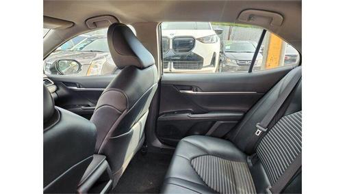 Black 2020 Toyota Camry SE