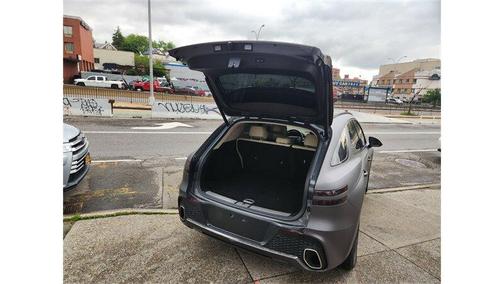 2022 Genesis GV70 2.5T