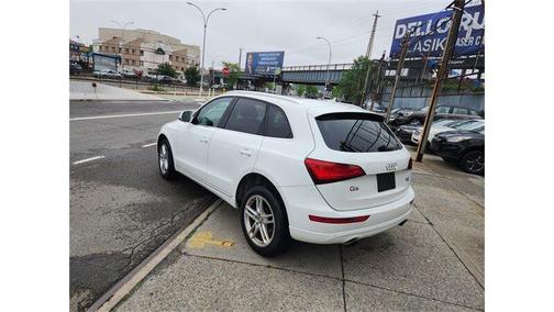 2014 Audi Q5 2.0T Premium Plus