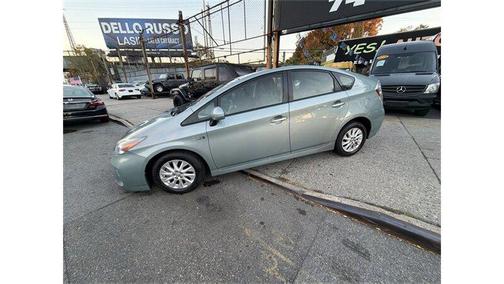 2013 Toyota Prius Plug-in 