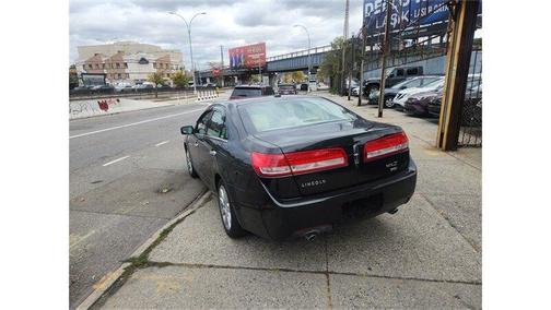 2012 Lincoln MKZ Base