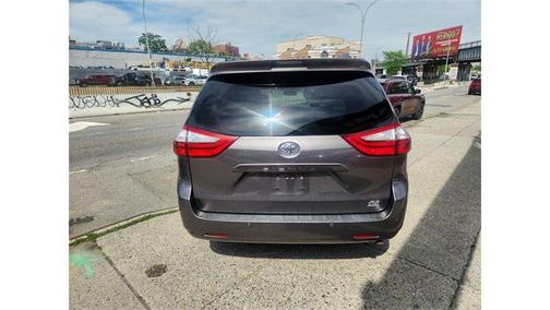 Gray 2015 Toyota Sienna XLE