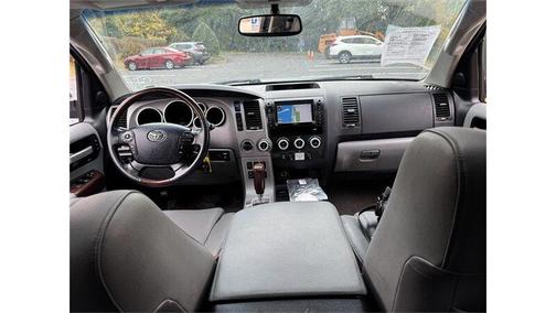 2011 Toyota Sequoia Platinum