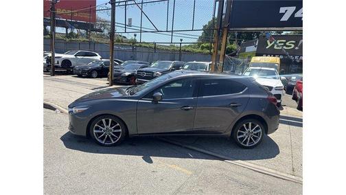 Machine Gray Metallic 2018 Mazda Mazda3 Grand Touring