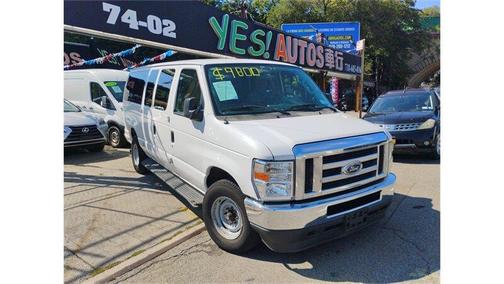 2011 Ford E350 Super Duty XL