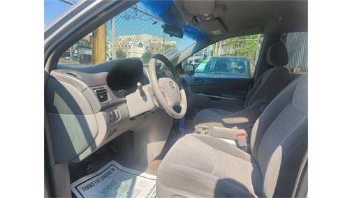 2006 Toyota Sienna LE