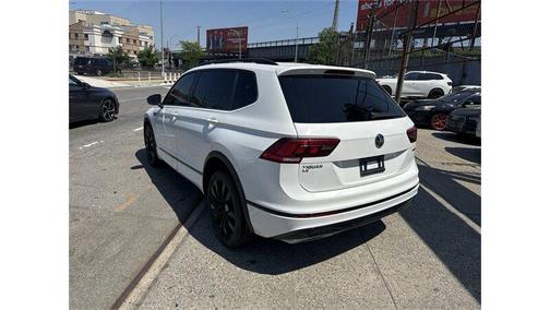 Pure White 2020 Volkswagen Tiguan 2.0T SE R-Line Black