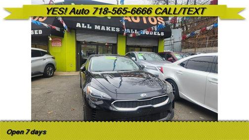 Black 2018 Kia Stinger Premium