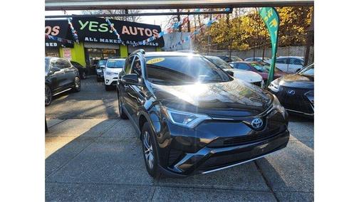 2018 Toyota RAV4 Hybrid LE