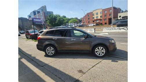 2008 Subaru Tribeca Limited 5-Passenger