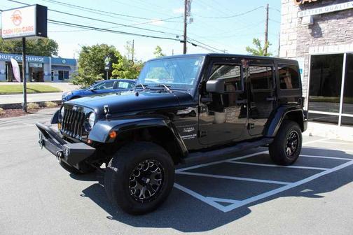 2011 Jeep Wrangler Unlimited Sahara