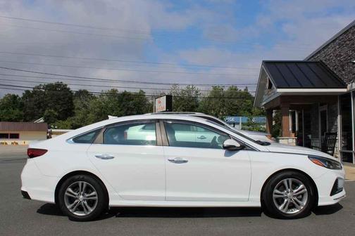 2018 Hyundai SONATA SEL