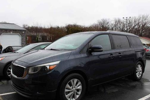 2016 Kia Sedona LX