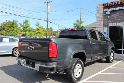 Graphite Metallic 2017 Chevrolet Colorado WT