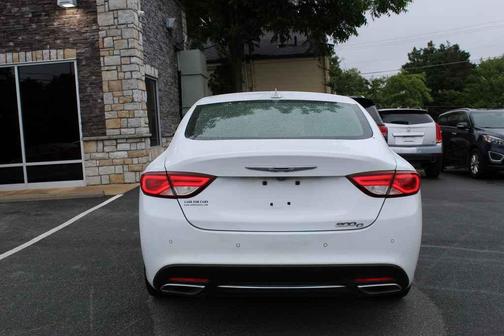 2015 Chrysler 200 C