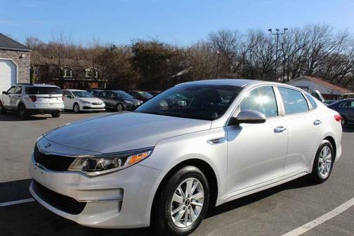 2017 Kia Optima LX