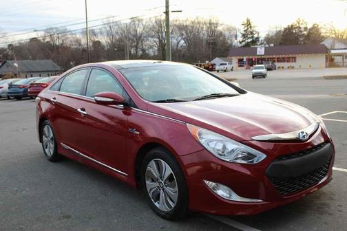 2015 Hyundai SONATA Hybrid Limited
