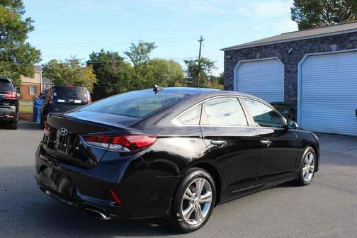 2018 Hyundai SONATA SEL