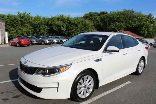 Snow White Pearl 2017 Kia Optima EX