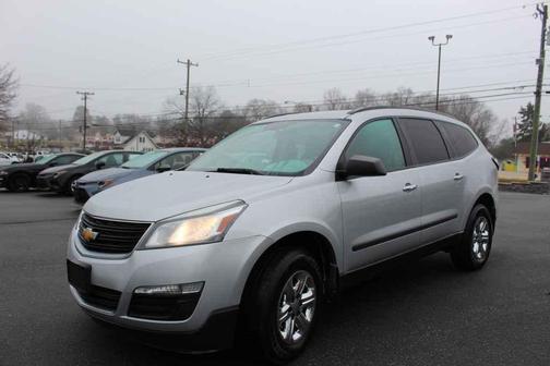 2017 Chevrolet Traverse LS