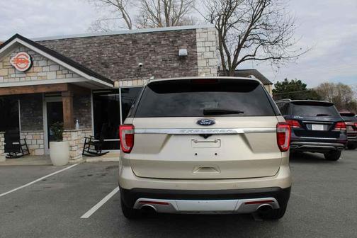 2017 Ford Explorer Platinum