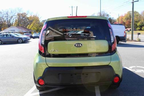 2016 Kia Soul Base