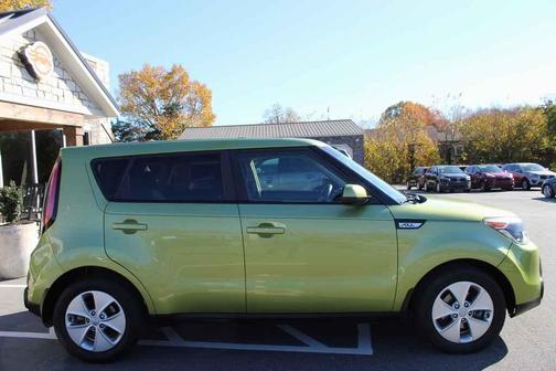 2016 Kia Soul Base