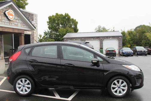 2013 Ford Fiesta SE