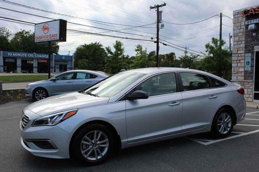 Symphony Silver 2016 Hyundai SONATA SE