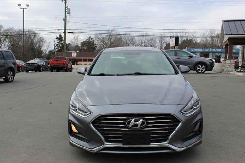 2018 Hyundai SONATA SE