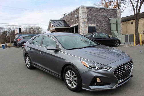 2018 Hyundai SONATA SE