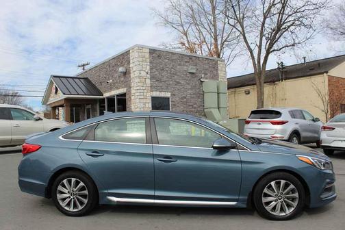 2016 Hyundai SONATA Sport