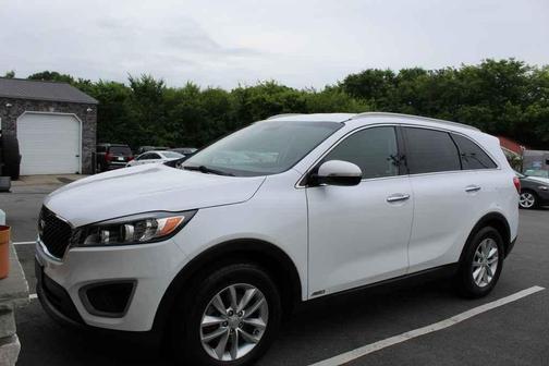 2018 Kia Sorento LX