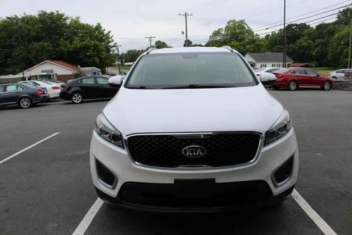 2018 Kia Sorento LX