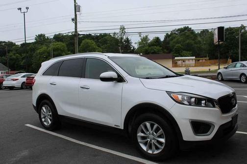 2018 Kia Sorento LX
