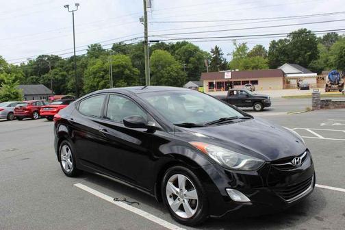 Midnight Black 2013 Hyundai ELANTRA GLS