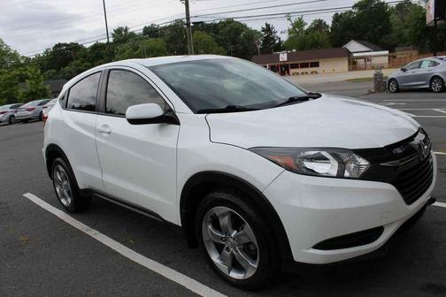 White Orchid Pearl 2018 Honda HR-V LX